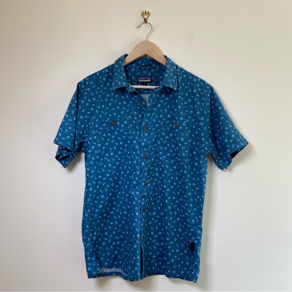Patagonia Men's Blue Patterned Hemp Blend Shirt - Picture 1 of 6